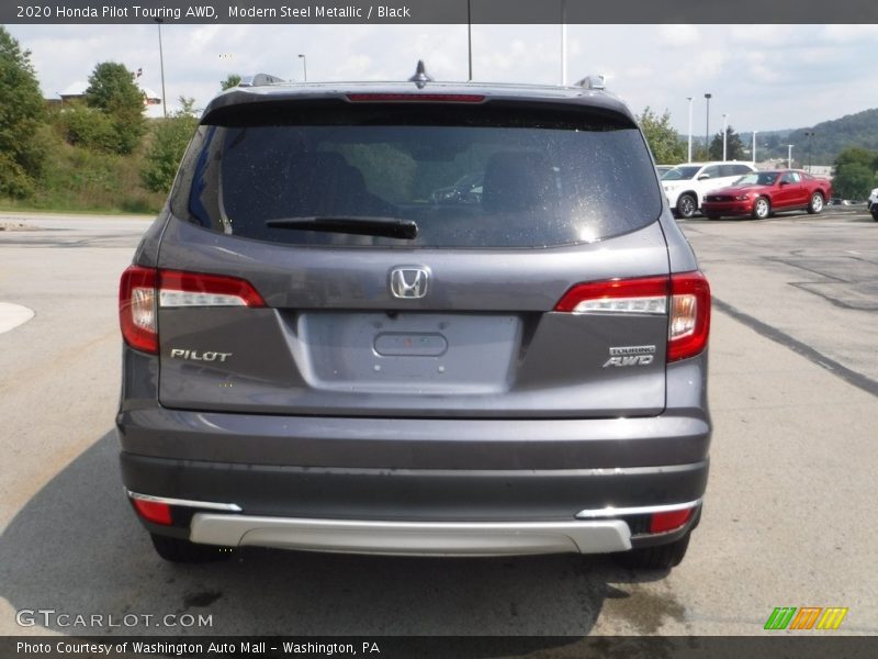 Modern Steel Metallic / Black 2020 Honda Pilot Touring AWD