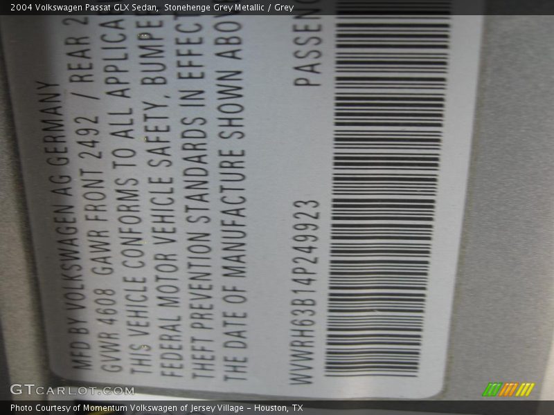 Stonehenge Grey Metallic / Grey 2004 Volkswagen Passat GLX Sedan