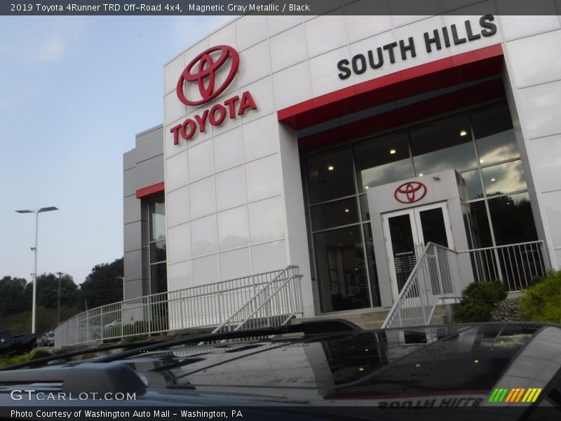 Magnetic Gray Metallic / Black 2019 Toyota 4Runner TRD Off-Road 4x4
