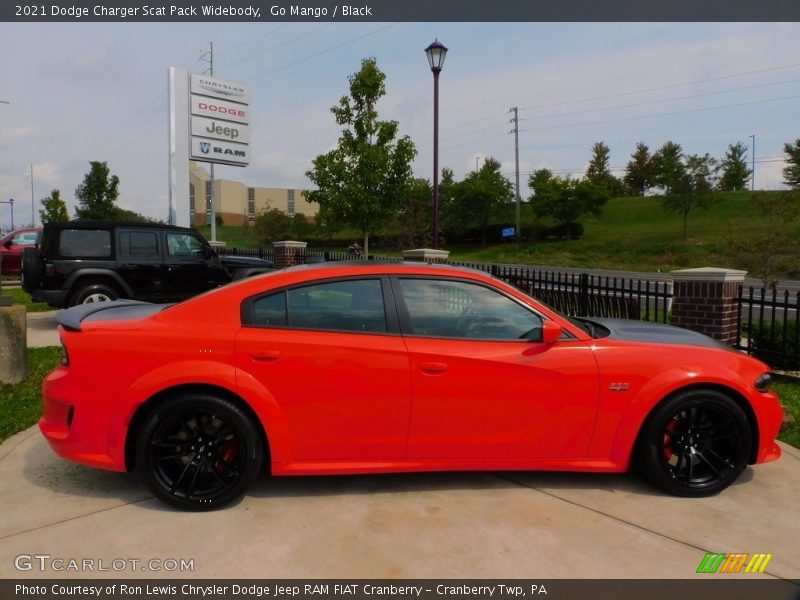 Go Mango / Black 2021 Dodge Charger Scat Pack Widebody