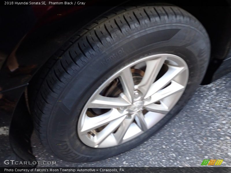 Phantom Black / Gray 2018 Hyundai Sonata SE