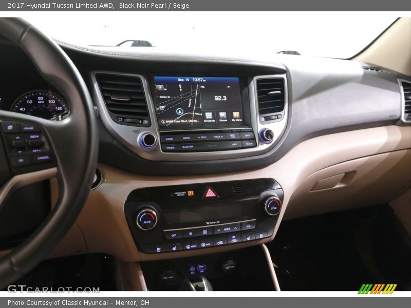Black Noir Pearl / Beige 2017 Hyundai Tucson Limited AWD