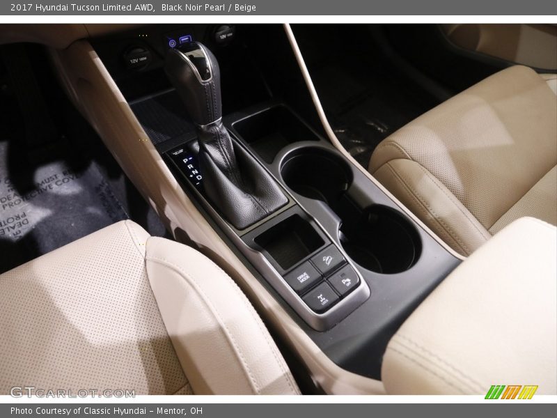 Black Noir Pearl / Beige 2017 Hyundai Tucson Limited AWD