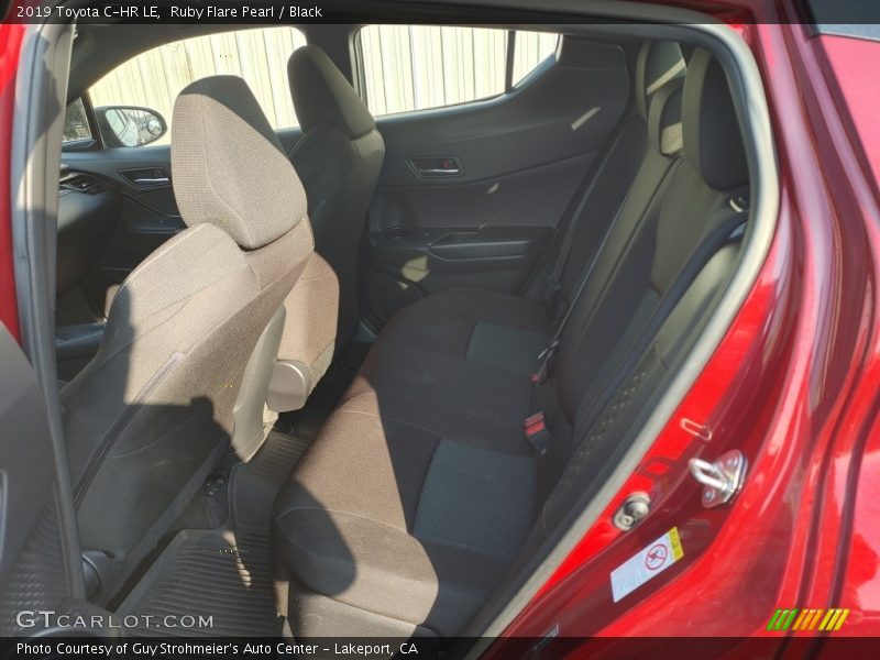 Ruby Flare Pearl / Black 2019 Toyota C-HR LE