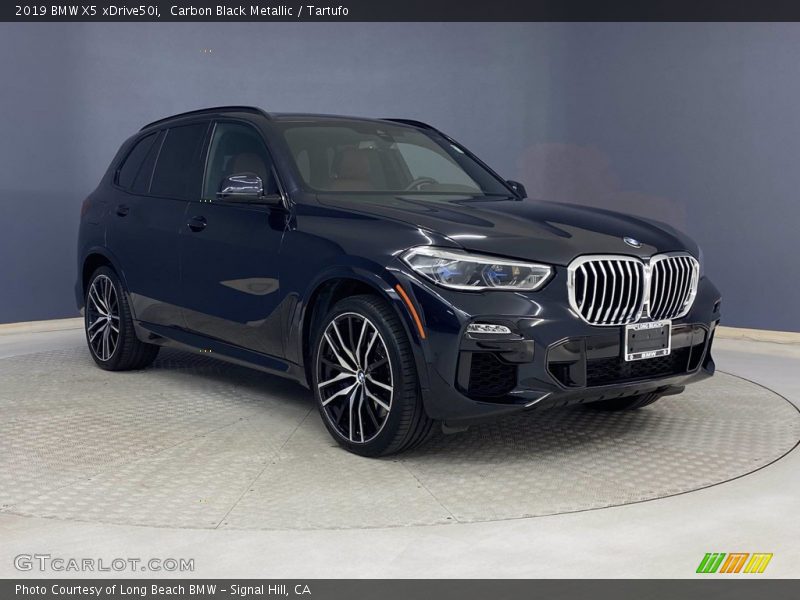 Front 3/4 View of 2019 X5 xDrive50i