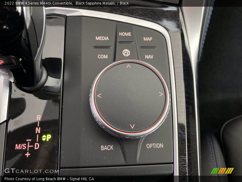 Controls of 2022 4 Series M440i Convertible