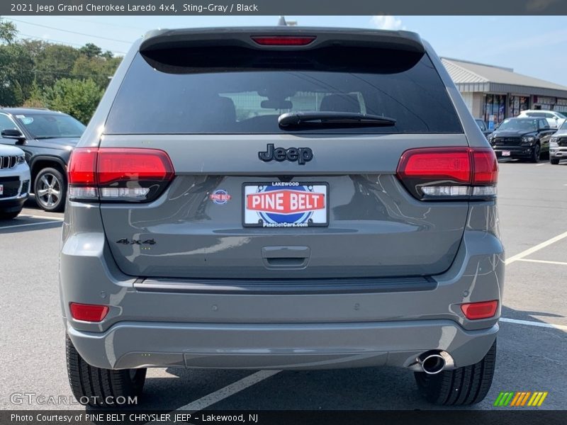 Sting-Gray / Black 2021 Jeep Grand Cherokee Laredo 4x4