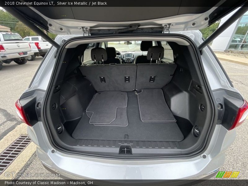 Silver Ice Metallic / Jet Black 2018 Chevrolet Equinox LT