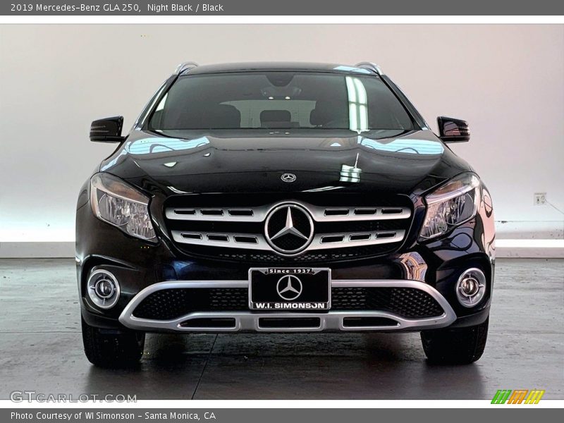 Night Black / Black 2019 Mercedes-Benz GLA 250