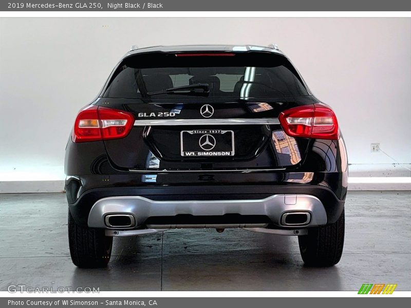 Night Black / Black 2019 Mercedes-Benz GLA 250