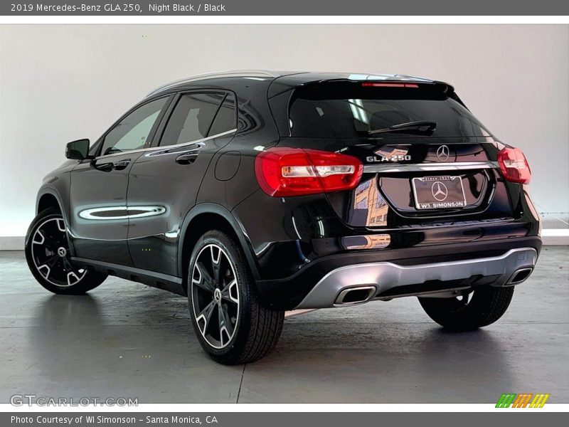 Night Black / Black 2019 Mercedes-Benz GLA 250