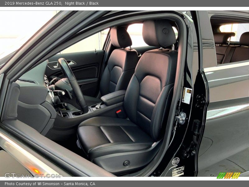 Night Black / Black 2019 Mercedes-Benz GLA 250