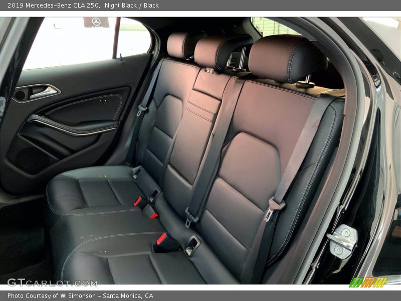Night Black / Black 2019 Mercedes-Benz GLA 250