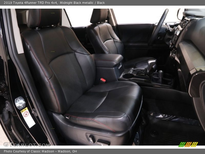Midnight Black metallic / Black 2019 Toyota 4Runner TRD Pro 4x4