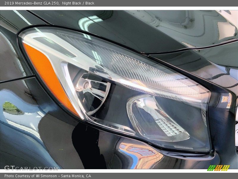 Night Black / Black 2019 Mercedes-Benz GLA 250