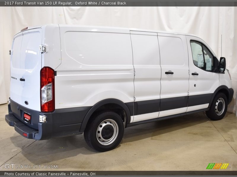 Oxford White / Charcoal Black 2017 Ford Transit Van 150 LR Regular