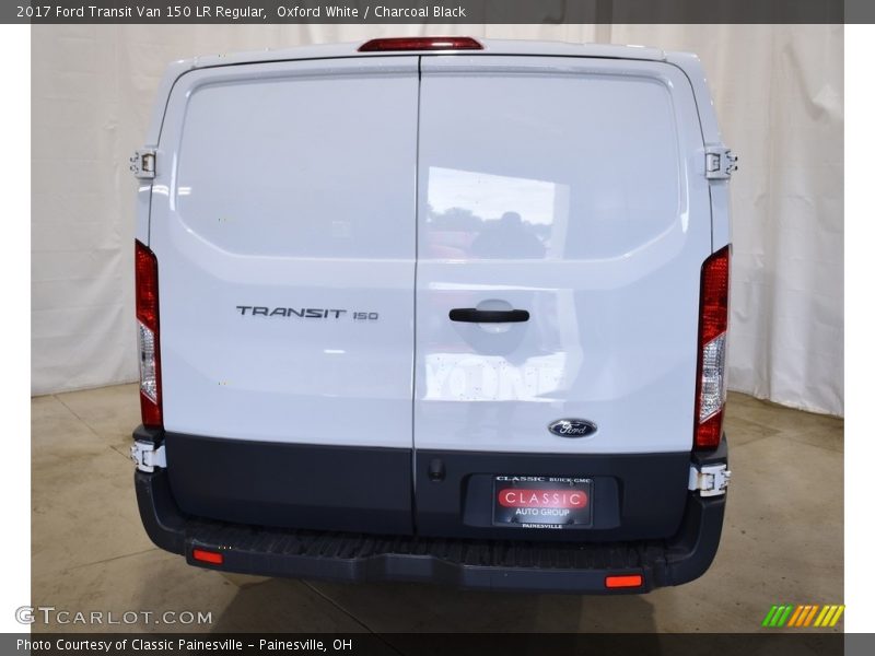 Oxford White / Charcoal Black 2017 Ford Transit Van 150 LR Regular