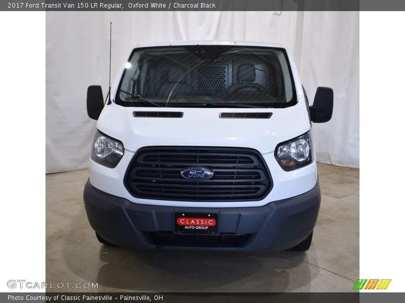 Oxford White / Charcoal Black 2017 Ford Transit Van 150 LR Regular