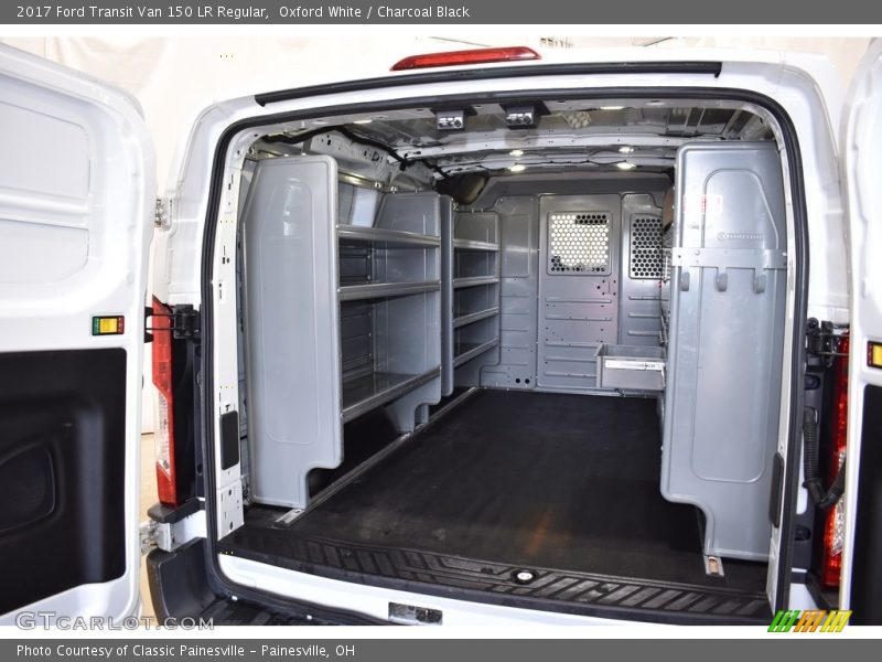 Oxford White / Charcoal Black 2017 Ford Transit Van 150 LR Regular