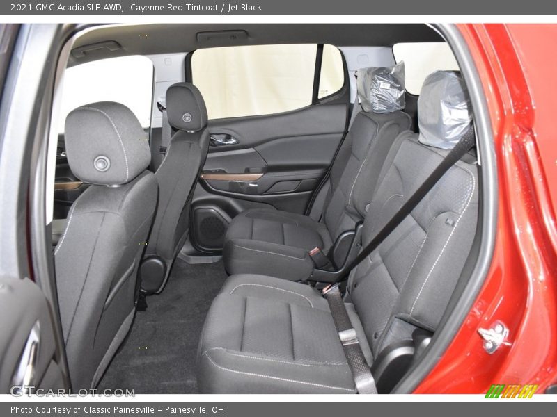Cayenne Red Tintcoat / Jet Black 2021 GMC Acadia SLE AWD