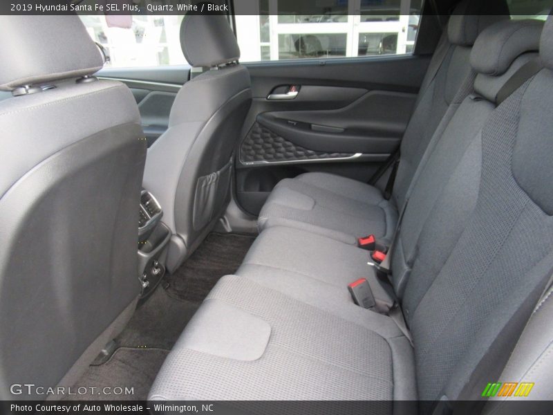 Quartz White / Black 2019 Hyundai Santa Fe SEL Plus