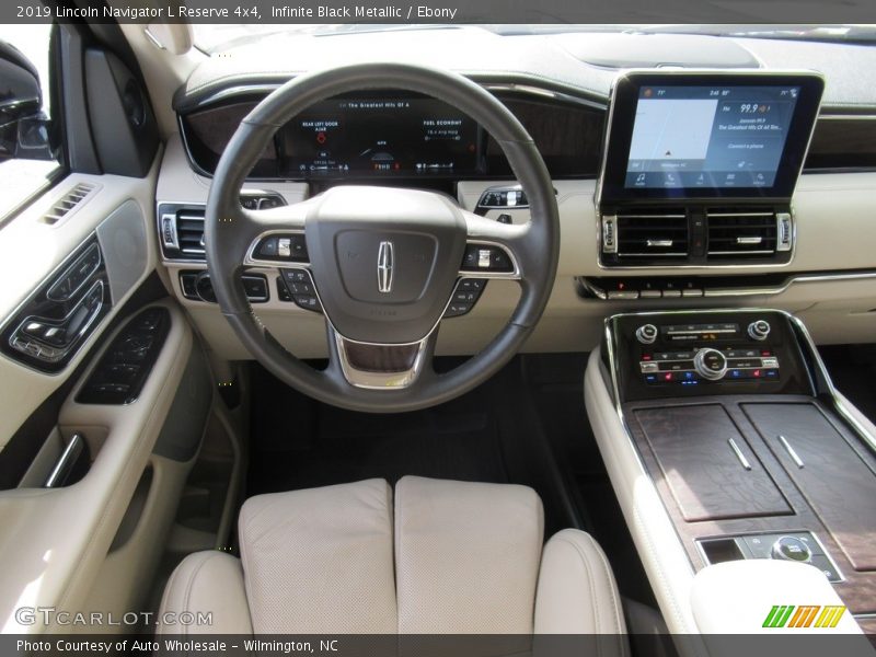 Infinite Black Metallic / Ebony 2019 Lincoln Navigator L Reserve 4x4