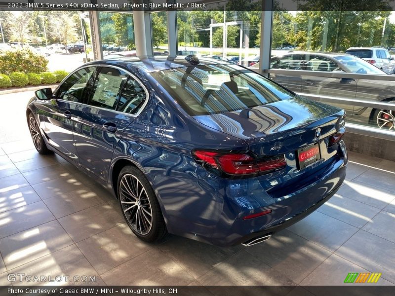 Phytonic Blue Metallic / Black 2022 BMW 5 Series 540i xDrive Sedan