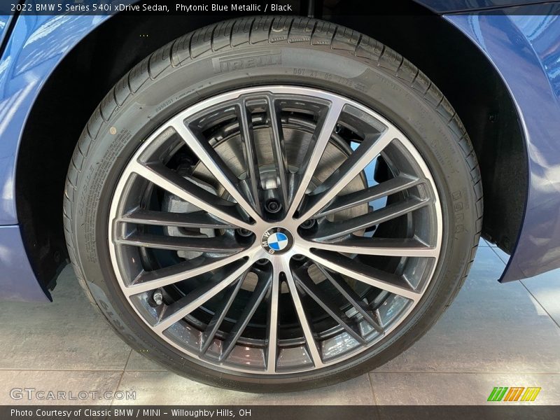Phytonic Blue Metallic / Black 2022 BMW 5 Series 540i xDrive Sedan