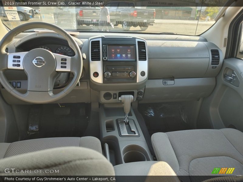 Glacier White / Steel 2019 Nissan Frontier SL Crew Cab