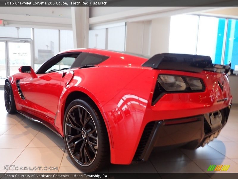 Torch Red / Jet Black 2016 Chevrolet Corvette Z06 Coupe