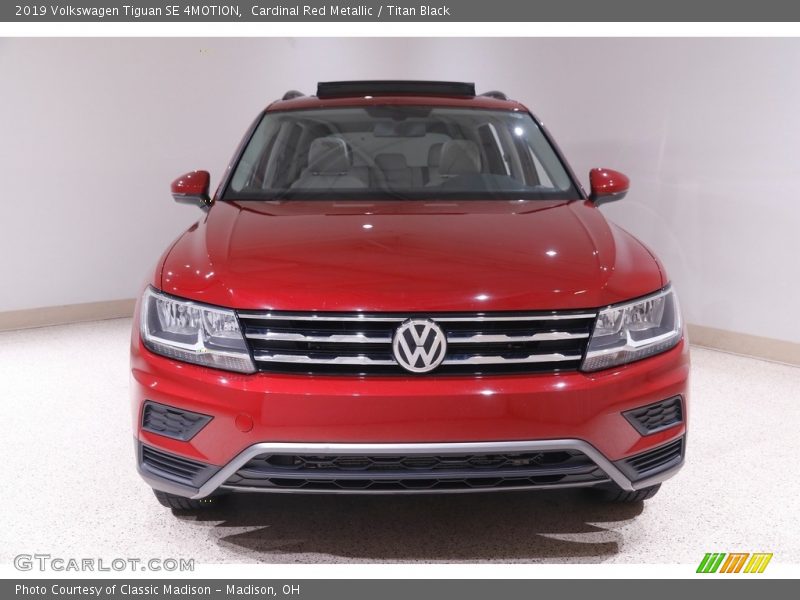 Cardinal Red Metallic / Titan Black 2019 Volkswagen Tiguan SE 4MOTION