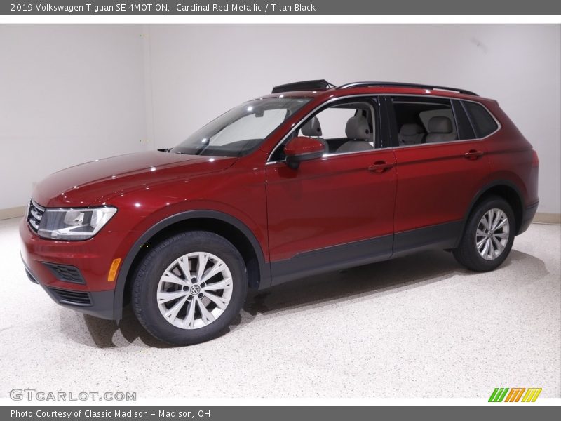 Cardinal Red Metallic / Titan Black 2019 Volkswagen Tiguan SE 4MOTION