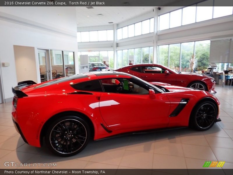 Torch Red / Jet Black 2016 Chevrolet Corvette Z06 Coupe