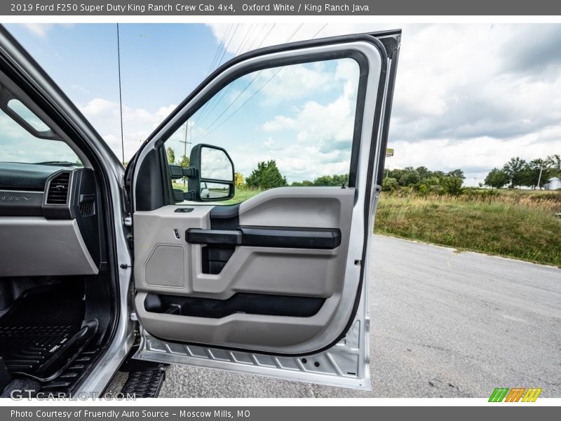 Oxford White / King Ranch Java 2019 Ford F250 Super Duty King Ranch Crew Cab 4x4