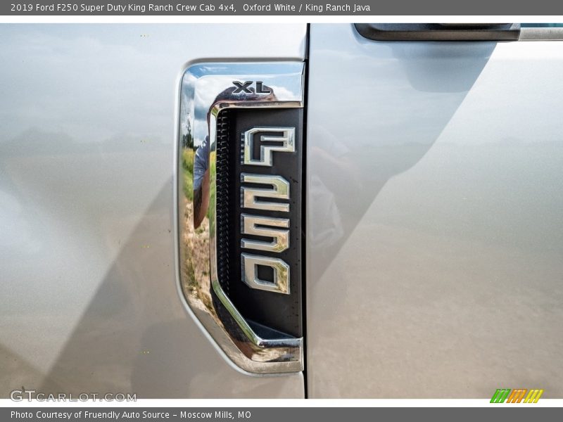 Oxford White / King Ranch Java 2019 Ford F250 Super Duty King Ranch Crew Cab 4x4