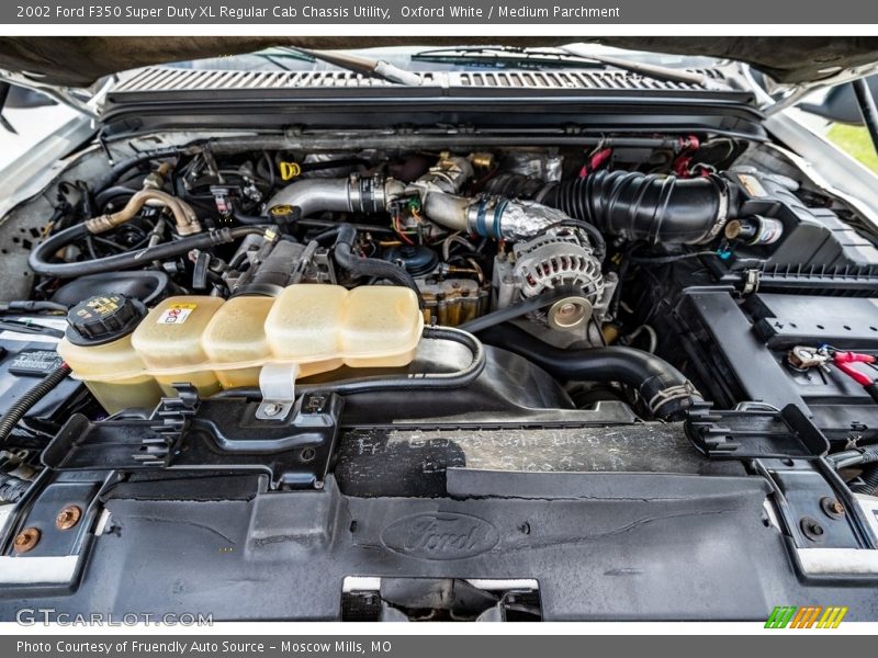 Oxford White / Medium Parchment 2002 Ford F350 Super Duty XL Regular Cab Chassis Utility