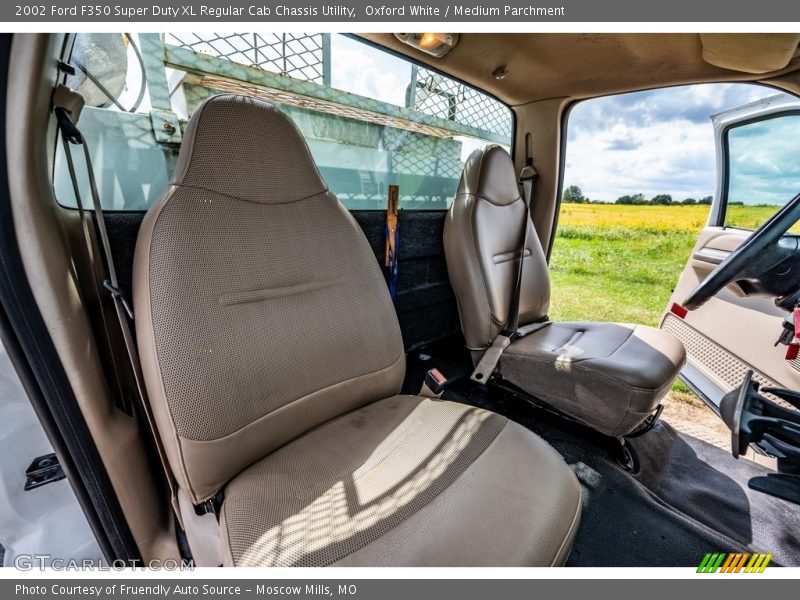 Front Seat of 2002 F350 Super Duty XL Regular Cab Chassis Utility