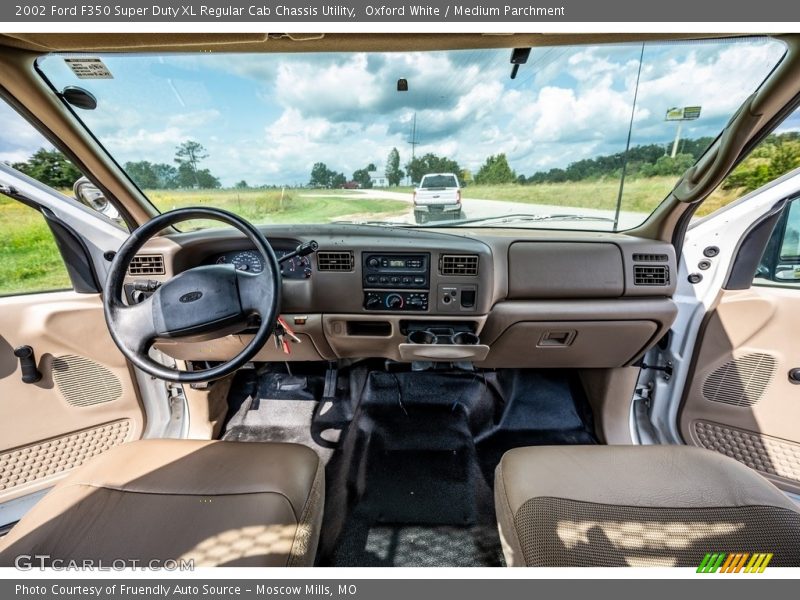 Dashboard of 2002 F350 Super Duty XL Regular Cab Chassis Utility