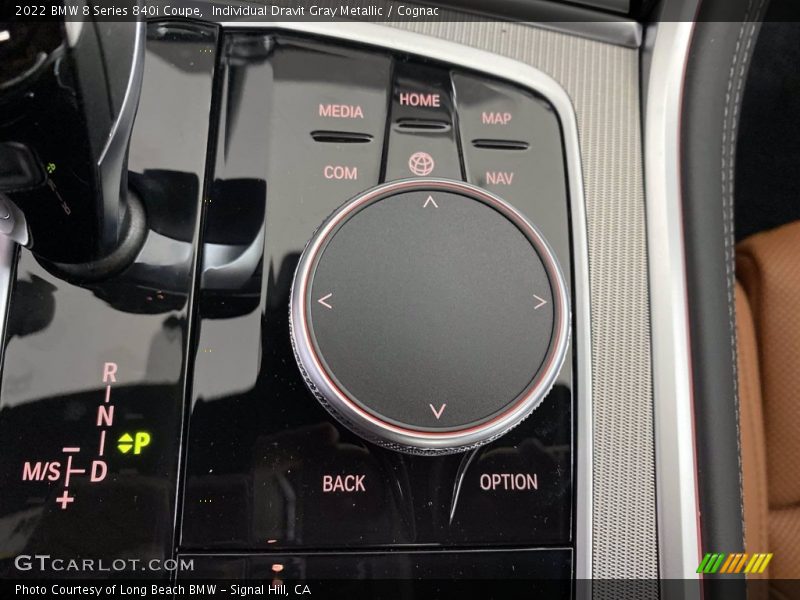 Controls of 2022 8 Series 840i Coupe