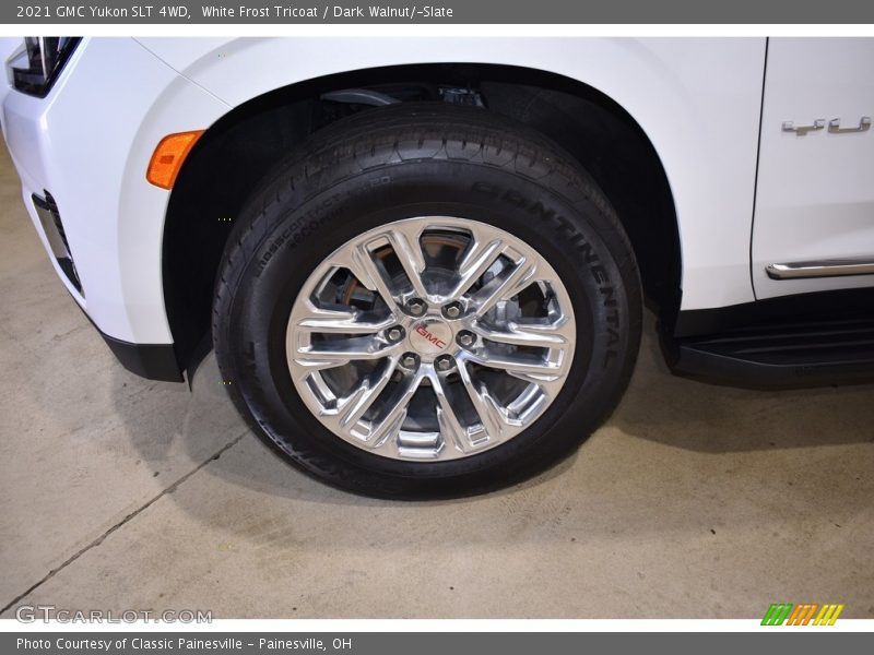 White Frost Tricoat / Dark Walnut/­Slate 2021 GMC Yukon SLT 4WD