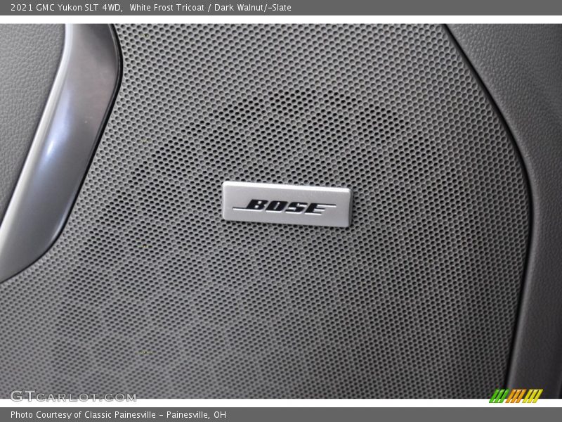 White Frost Tricoat / Dark Walnut/­Slate 2021 GMC Yukon SLT 4WD