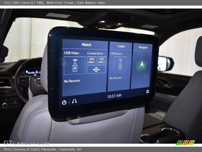 White Frost Tricoat / Dark Walnut/­Slate 2021 GMC Yukon SLT 4WD