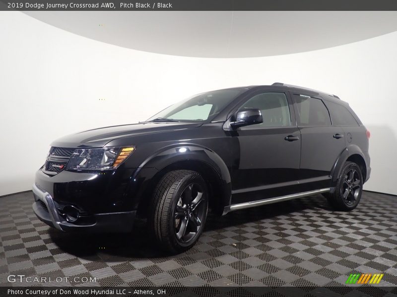 Pitch Black / Black 2019 Dodge Journey Crossroad AWD