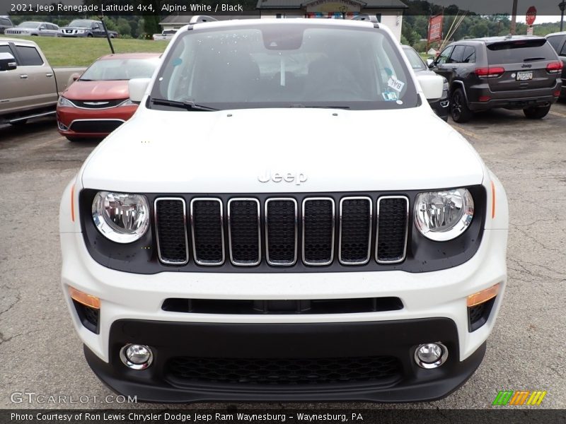 Alpine White / Black 2021 Jeep Renegade Latitude 4x4