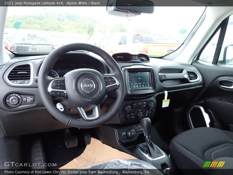 Alpine White / Black 2021 Jeep Renegade Latitude 4x4
