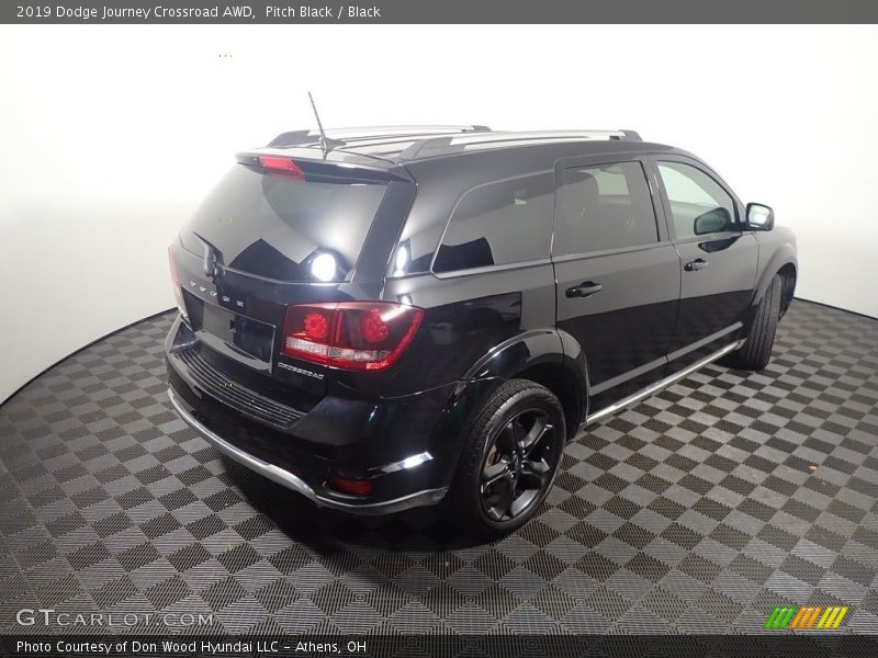 Pitch Black / Black 2019 Dodge Journey Crossroad AWD
