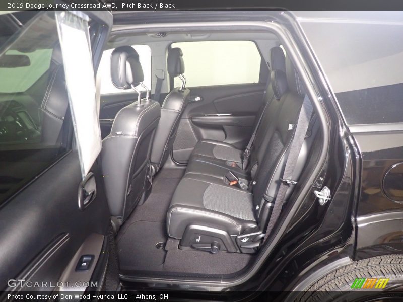 Pitch Black / Black 2019 Dodge Journey Crossroad AWD