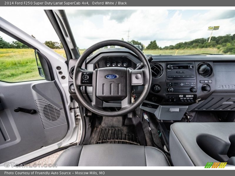 Oxford White / Black 2014 Ford F250 Super Duty Lariat SuperCab 4x4