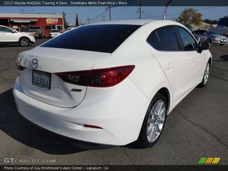 Snowflake White Pearl Mica / Black 2017 Mazda MAZDA3 Touring 4 Door