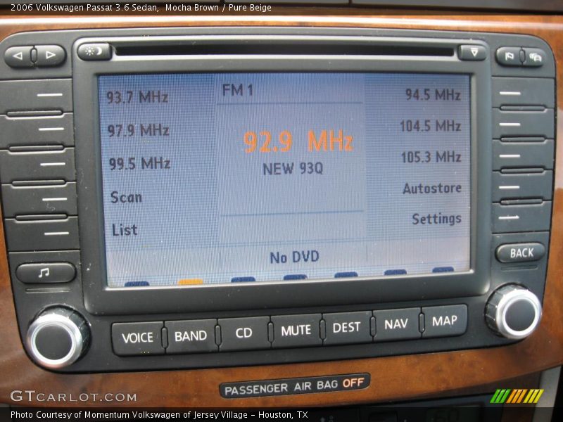 Mocha Brown / Pure Beige 2006 Volkswagen Passat 3.6 Sedan